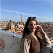 Ripetizioni e aiuto compiti.
Sono una studentessa universitaria in psicologia, diplomata al liceo scientifico con già esperienze in questo ambito. Impartisco ripetizioni di matematica, geometria, fisica, italiano, inglese, spagnolo, scienze, geografia e